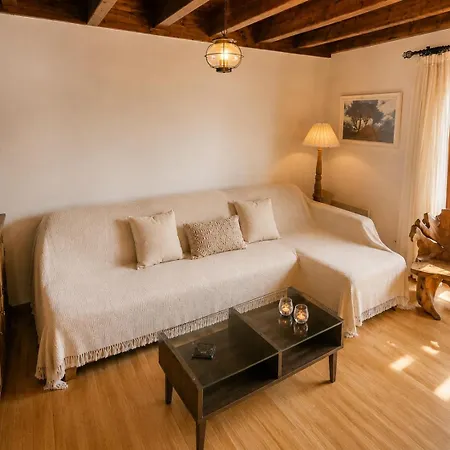 Casa Con Jardin Privado Y Piscina Junto A Llivia * Estavar
