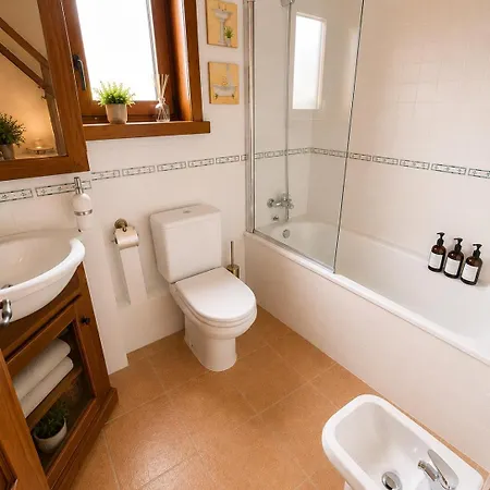 Casa Con Jardin Privado Y Piscina Junto A Llivia Chalet *