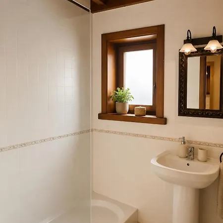 Casa Con Jardin Privado Y Piscina Junto A Llivia * Estavar